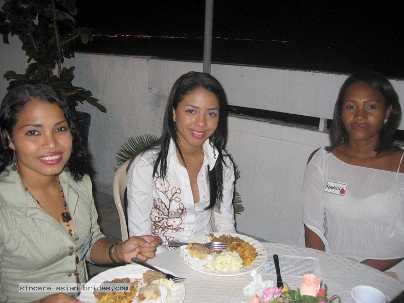 cartagena women 7839